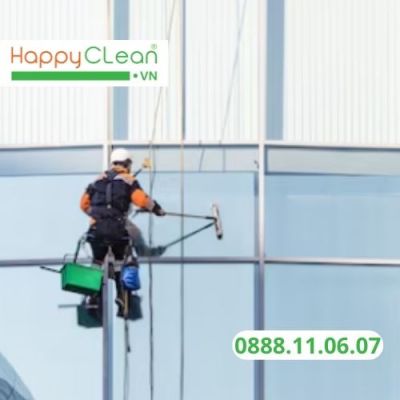 Dịch vụ lau kính cao tầng - Lựa chọn tối ưu của các Quý đối tác