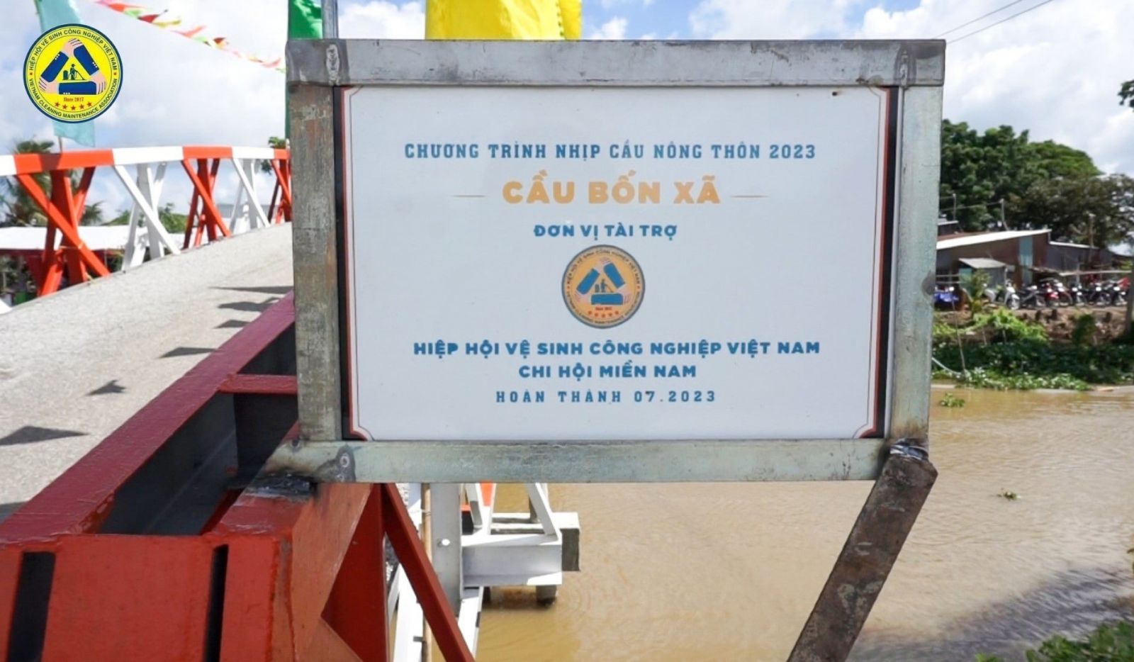cay-cau-bon-xa HủyOK